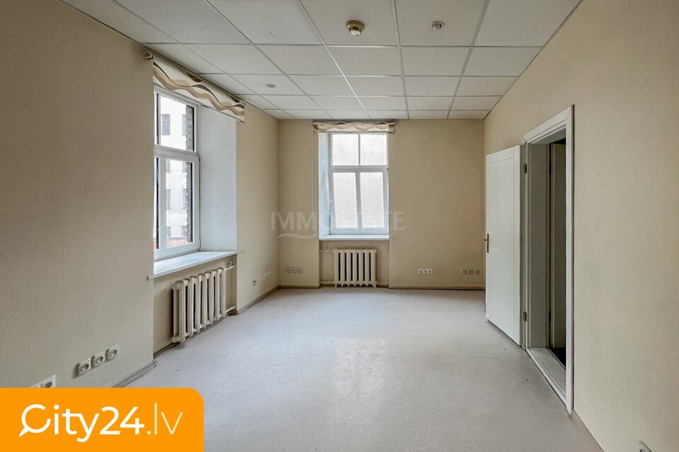 Bruņinieku iela, 41, Centrs, Rīga