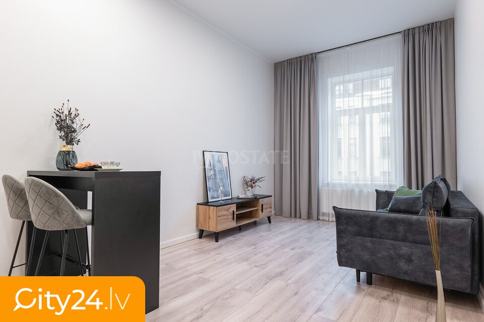 Pulkveža Brieža iela, 10, Centrs, Rīga