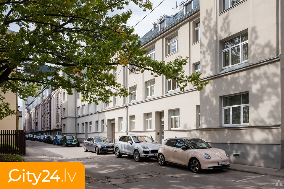 Zaļā iela, 3, Centrs, Rīga