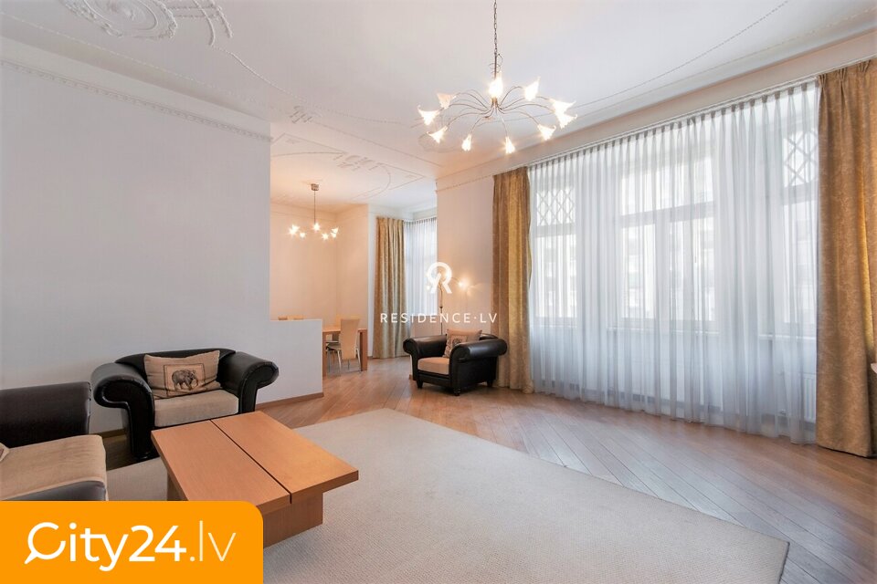 Pulkveža Brieža iela, Centrs, Rīga