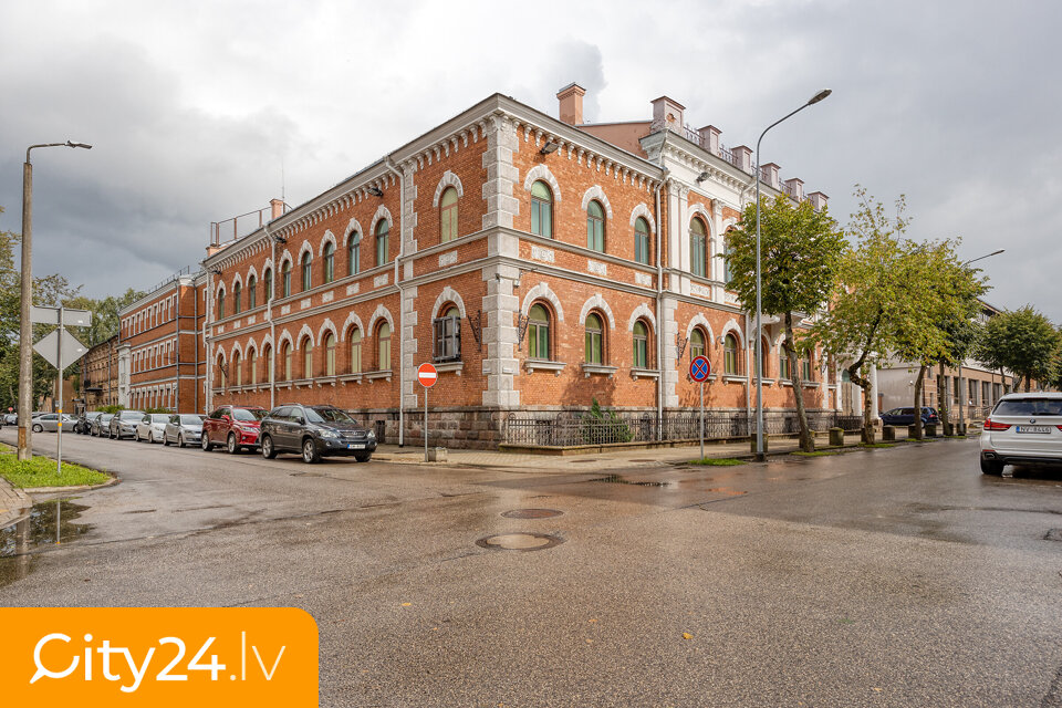 Ģimnāzijas iela, 12, Daugavpils